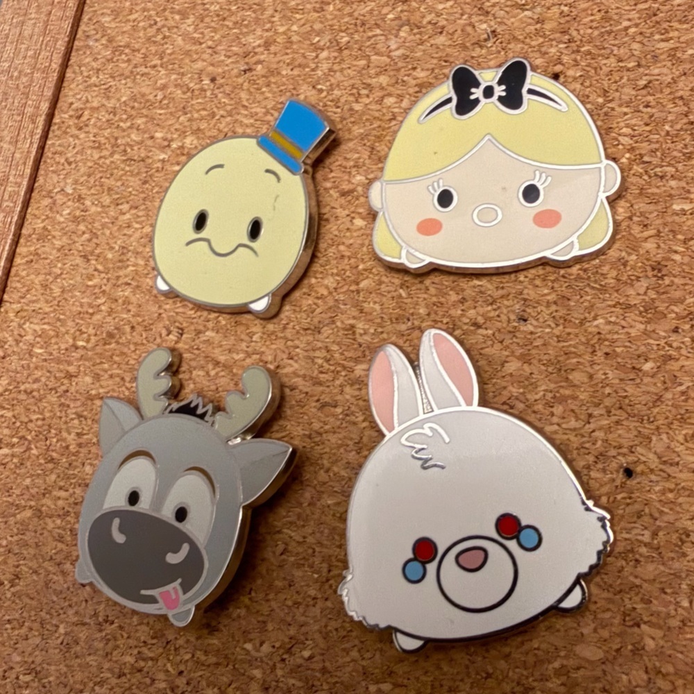 Authentic Disney Tsum Tsum Set of 4 Mystery Collection Series 2 - Picture 3 of 3